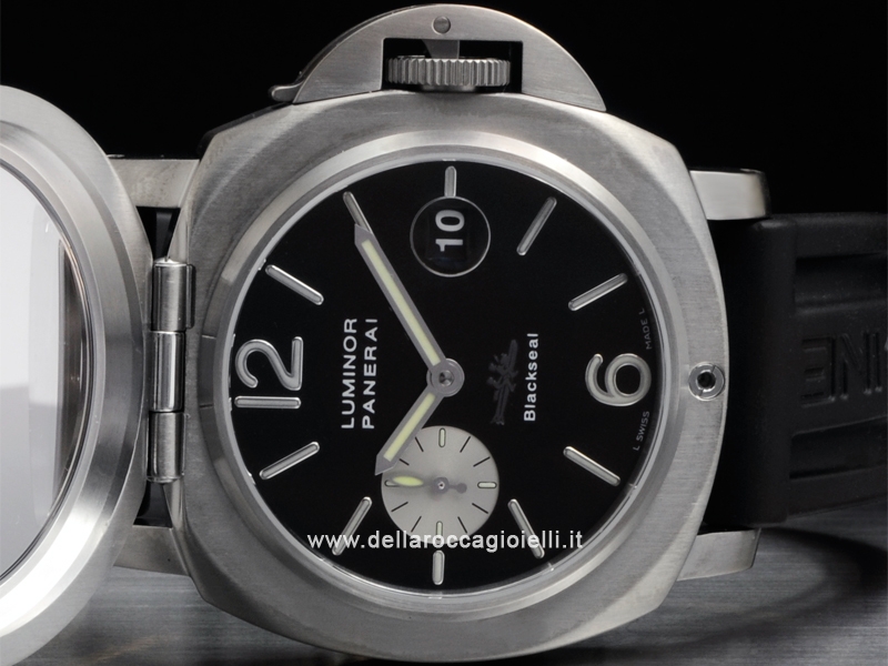 Officine Panerai Luminor Black Seal Watch Pam 76